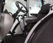 Kudret 100 Lüks CRD Deutz Motor  4WD Kabinli  16 İleri / 16 Geri - Mekanik Vites 